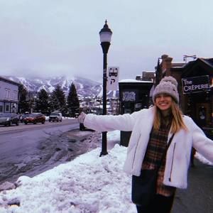 Meet your Posher, Hannah